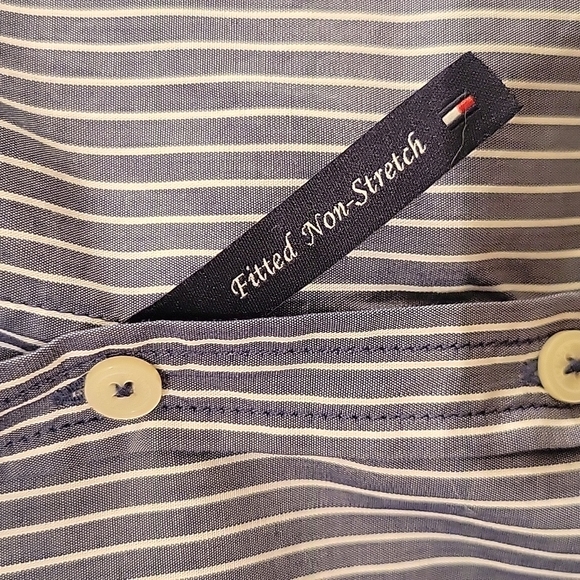 Tommy Hilfiger Striped Button Down Top Career Work Preppy - Picture 4 of 6